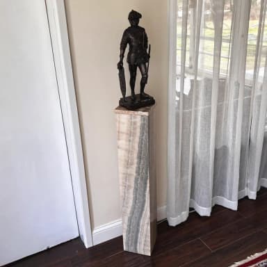 Display Plinth, view 7